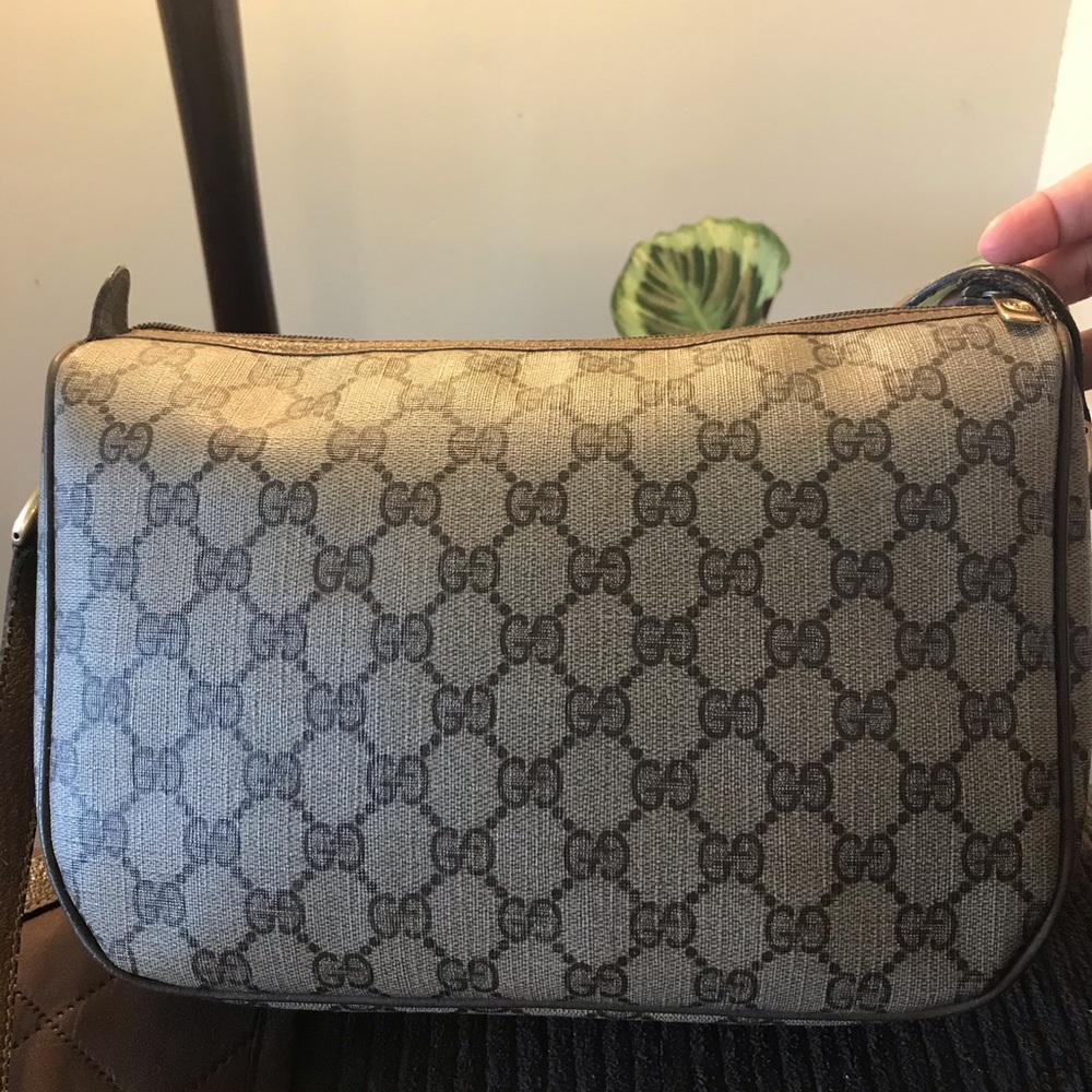 Gucci sling - Picture 7 of 11